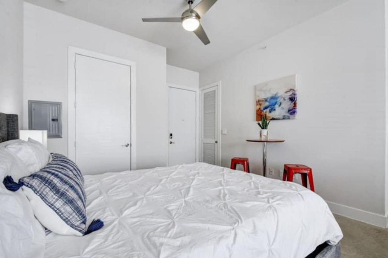 Vibrant Downtown Studio Wifi Pool Gym San Antonio Exterior foto